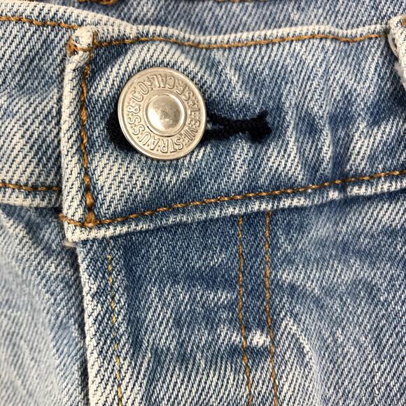 Levi’s Premium 501 Jean Short Women 32 Blue Light Wash Boho City Festival Resort - Picture 14 of 16